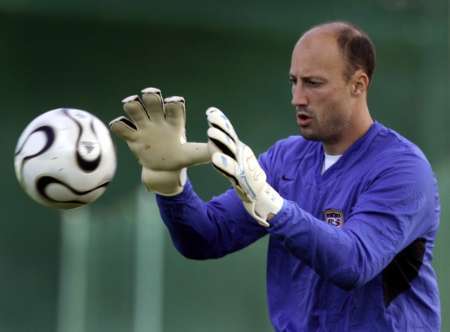 2006-06-20t135705z_01_wccb04_rtridsp_2_sport-soccer-world