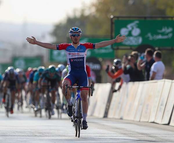 جانب من السباق