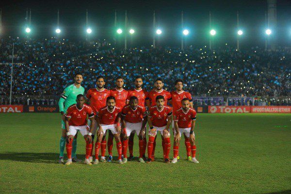 لاعبو الأهلي 