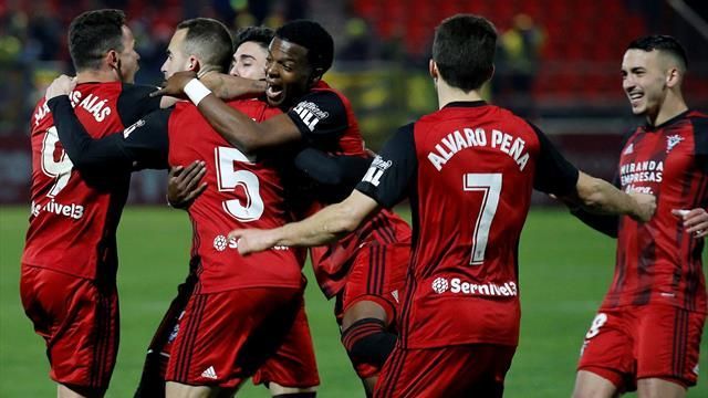 لاعبو ميرانديس