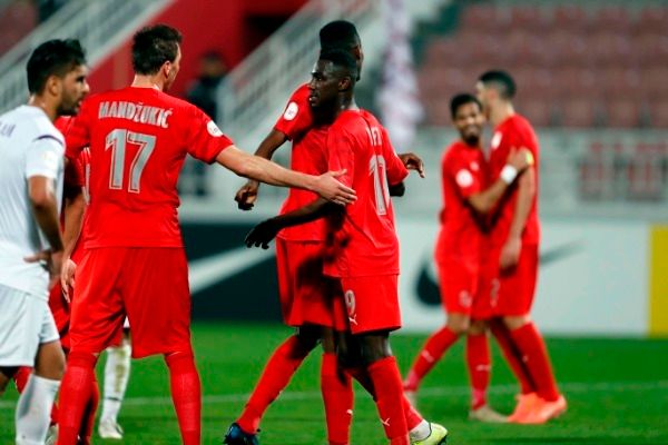 لاعبو الدحيل 