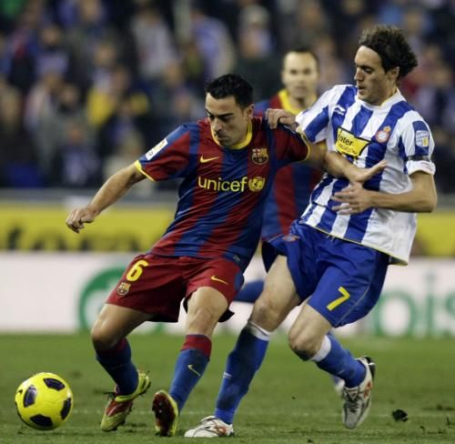 2010-12-18t204543z_01_bar104_rtridsp_3_soccer-spain_reuters