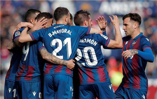 فرحة لاعبي ليفانتي