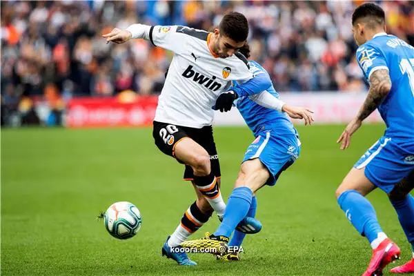 ?i=albums%2fmatches%2f1701385%2f2020-02-08-08203024_epa