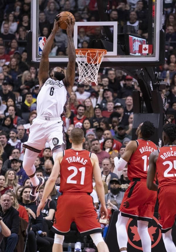 تورونتو رابتورز وبروكلين نيتس