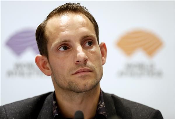 رينو لافيلني