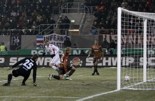 2010-12-18t184946z_01_cha103_rtridsp_3_soccer-germany_reuters