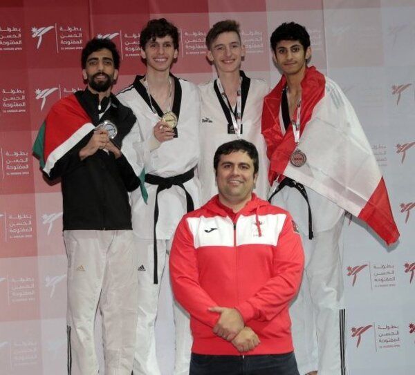 من تتويج لاعبي الأردن