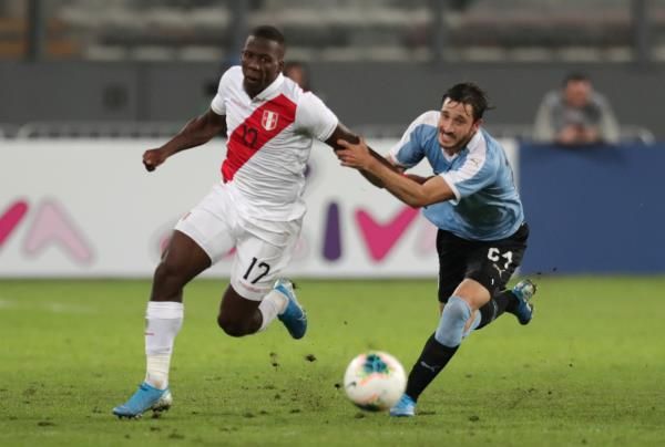  لويس أدفينكولا