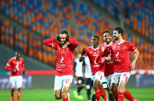 لاعبو الأهلي