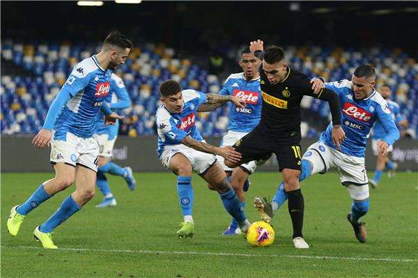 من لقاء سابق بين ميلان ونابولي