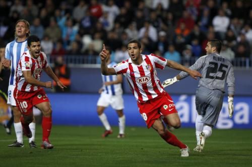 2010-12-19t193430z_01_jn315_rtridsp_3_soccer-spain_reuters