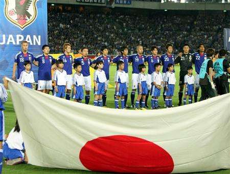 قد يضطر اللاعبين على مقاطعة المباريات الدولية بسبب ضعف المكافآت المالية