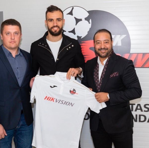 حمدي النقاز