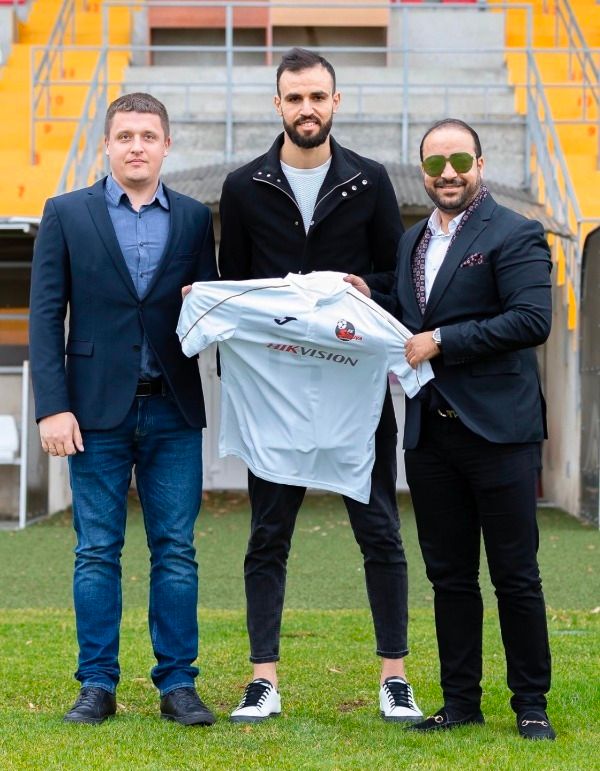 حمدي النقاز