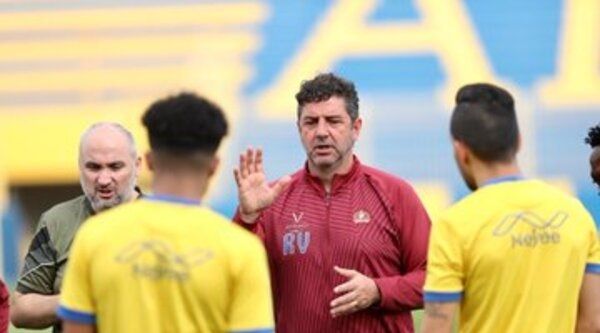روي فيتوريا