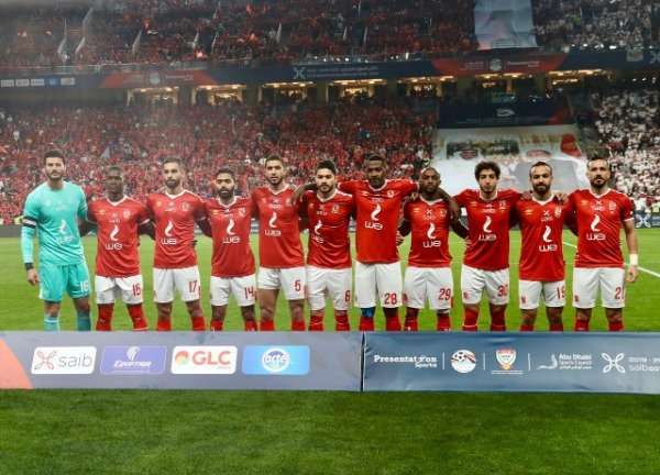 لاعبو الأهلي
