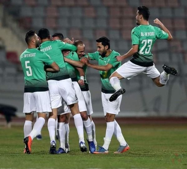 الوحدات يحتفل باللقب العاشر