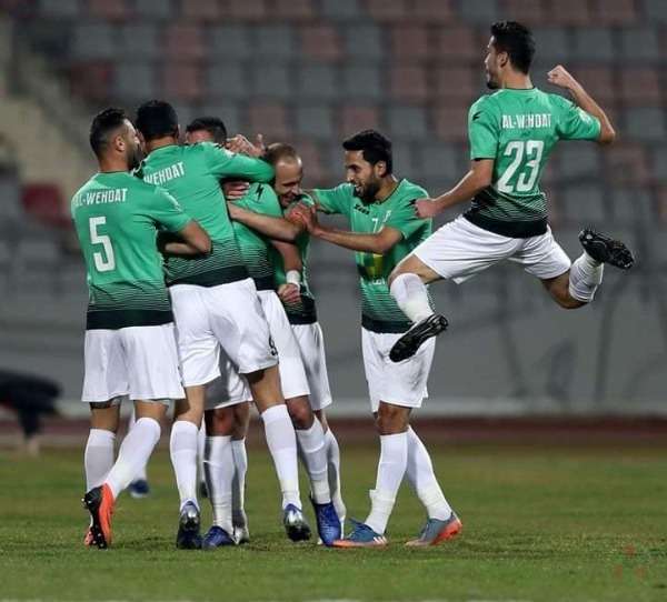 الوحدات يحتفل باللقب العاشر