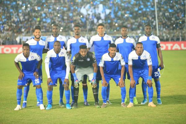 لاعبو الهلال