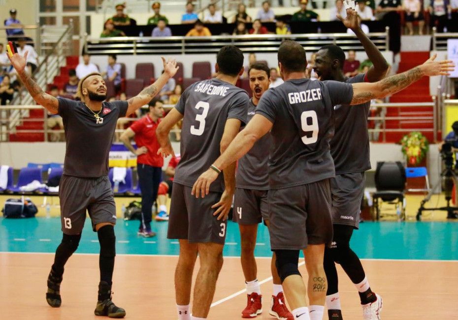 لاعبو العربي 