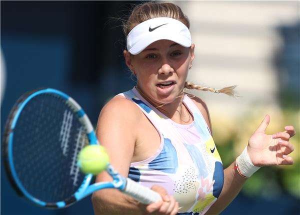 أماندا أنيسيموفا 