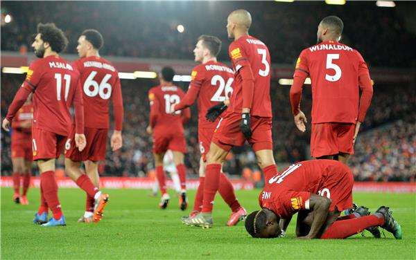 لاعبو ليفربول 