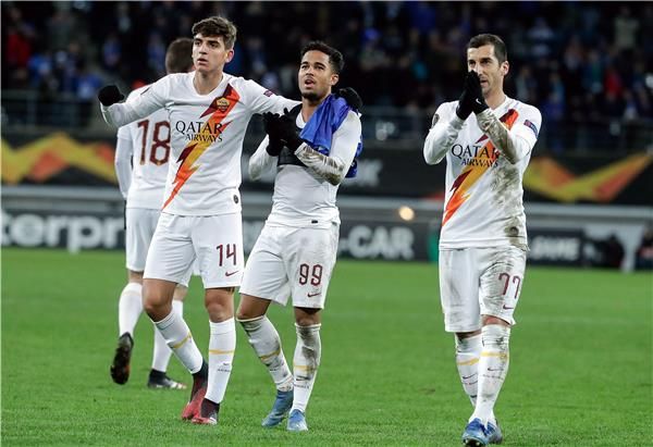 فرحة لاعبي روما