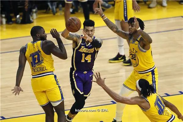 ?i=epa%2fbasketball%2f2020-02%2f2020-02-28-08254534_epa