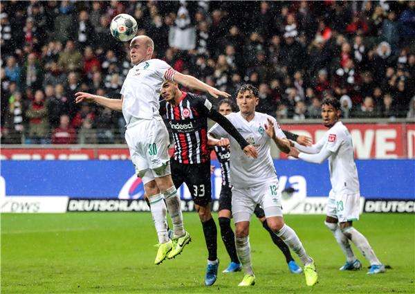 مواجهة سابقة بين الفريقين