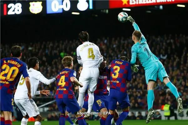 ?i=epa%2fsoccer%2f2019-12%2f2019-12-18%2f2019-12-18-08080502_epa