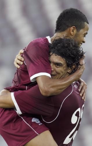 2010-12-22t162636z_01_qat01_rtridsp_3_soccer-friendly_reuters
