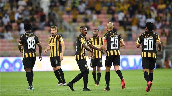 لاعبو الاتحاد 
