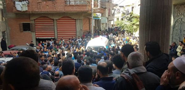 من تشييع جثمان العيسوي