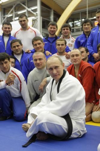 2010-12-23t044024z_01_mos98_rtridsp_3_russia_reuters