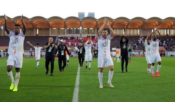 لاعبو الشباب