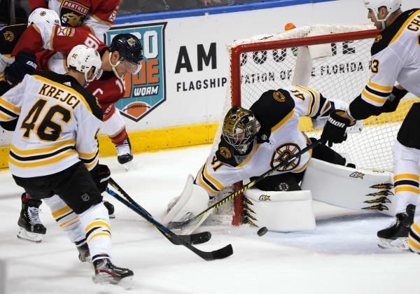  فلوريدا بانثرز وبوسطن بروينز 