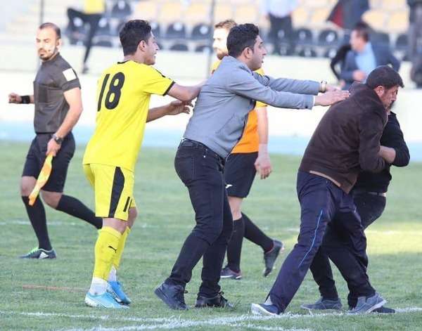 من البطولة