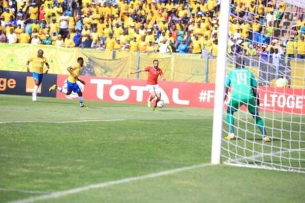 الأهلي وصن داونز