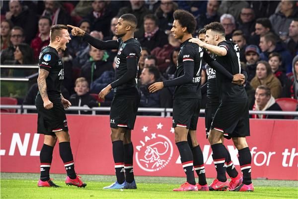 لاعبو آلكمار 