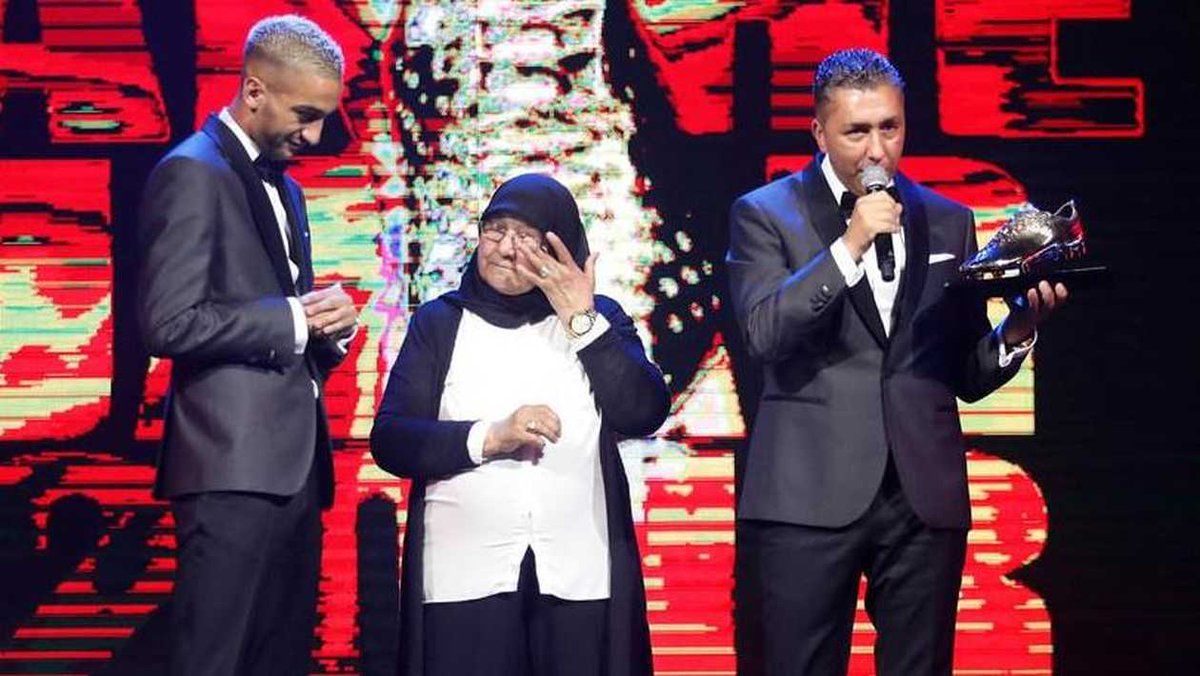 141391-%D9%88%D8%A7%D9%84%D8%AF%D8%A9-%D8%B2%D9%8A%D8%A7%D8%B4-%D8%AA%D8%A8%D9%83%D9%8A