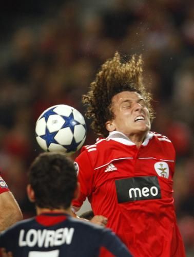 2010-11-02t205635z_01_rfm04_rtridsp_3_soccer-champions_reuters