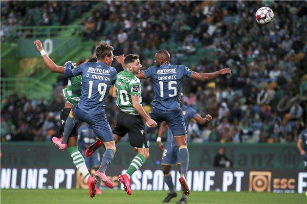 سبورتنج لشبونة وديسبورتيفو أفيس