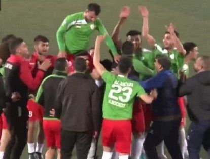 فرحة لاعبي الأمعري 