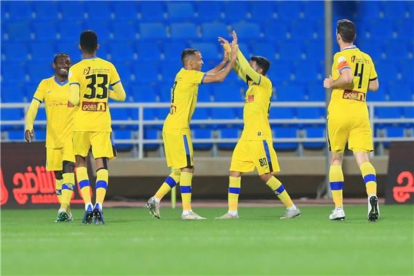 فرحة لاعبي التعاون 