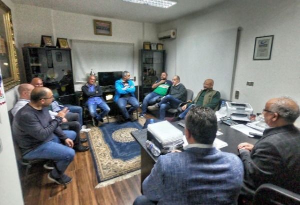 من الاجتماع