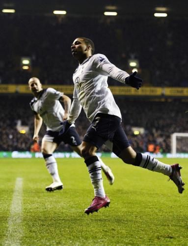 2010-12-28t172539z_01_djm104_rtridsp_3_soccer-england_reuters