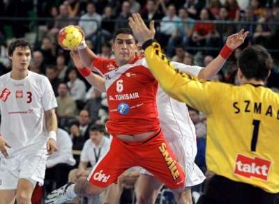 عصام تاج احد ركائز المنتخب التونسي