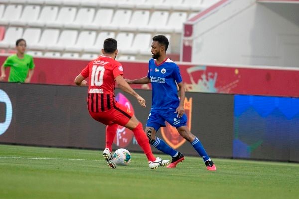 من مباراة الشارقة والفجيرة