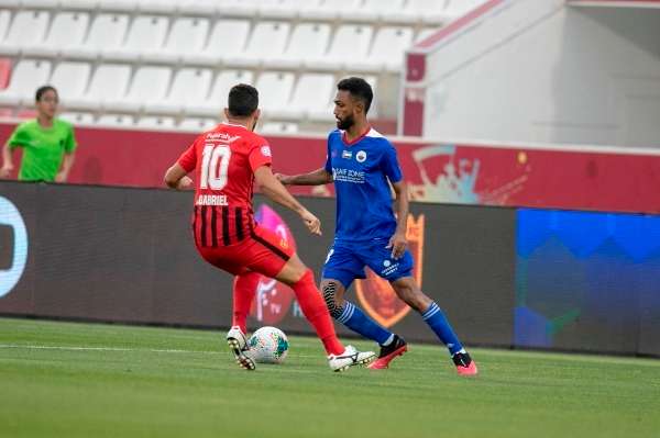 من مباراة الشارقة والفجيرة